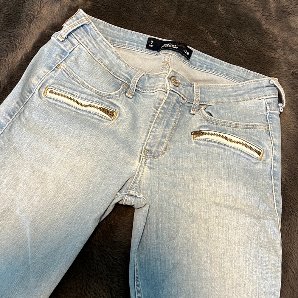 Women’s Super Skinny Hollister Jeans 👖